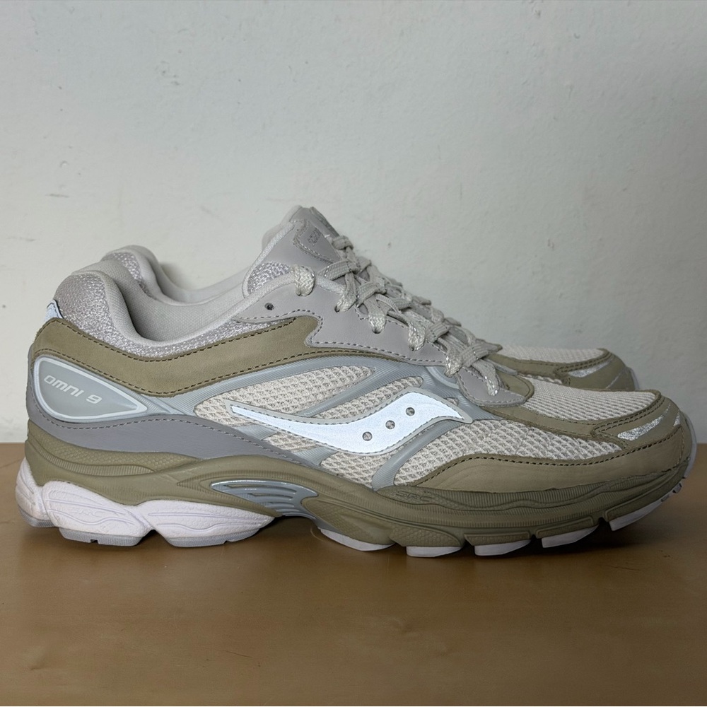 Saucony ProGrid Omni 9 Cloud Elm Sneakers S70833 1 Men’s Size 10.5